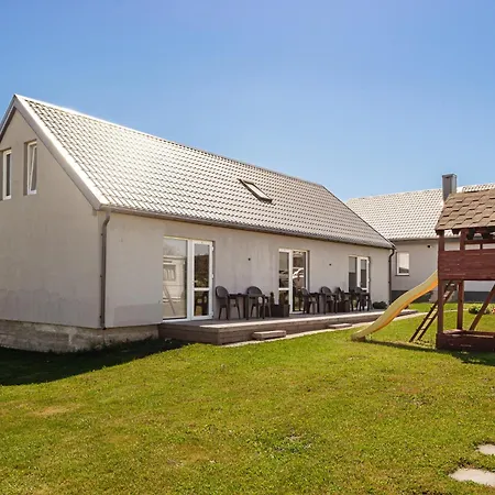 Sveciu Namai Tuopa, Παλάγκα