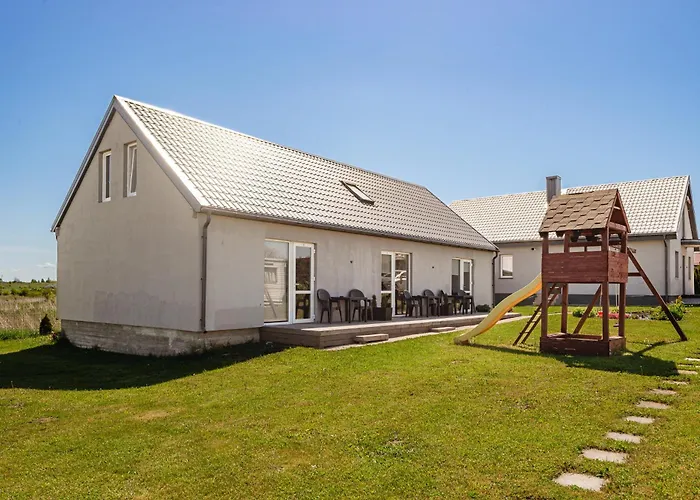 Sveciu Namai Tuopa, Παλάγκα